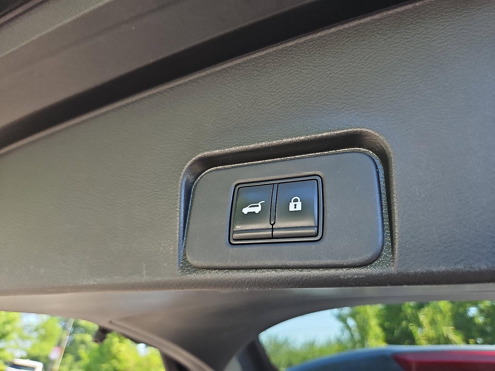 2022 Nissan Rogue Vehicle Photo in Jenkintown, PA 19046