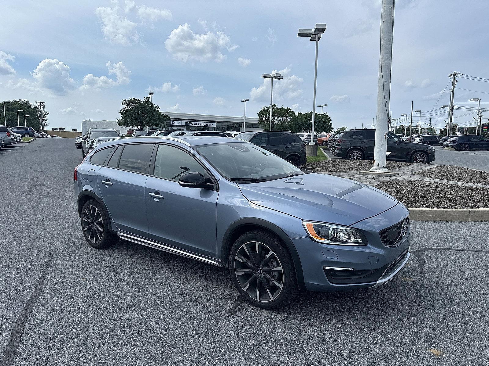 2017 Volvo V60 Cross Country Vehicle Photo in Lancaster, PA 17601