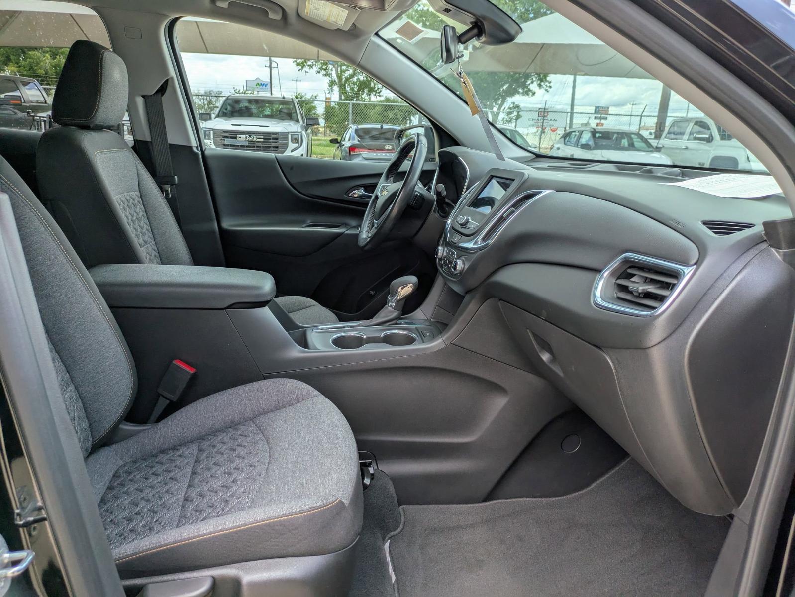 2022 Chevrolet Equinox Vehicle Photo in SELMA, TX 78154-1460