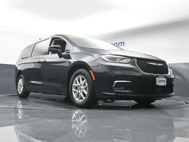 2023 Chrysler Pacifica Vehicle Photo in Cedar Rapids, IA 52402