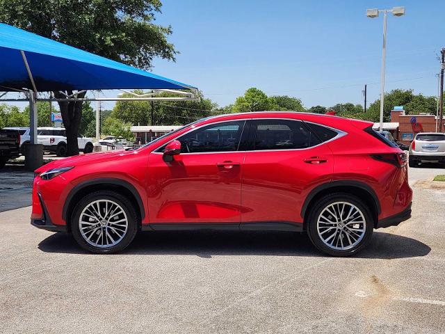 2022 Lexus NX 350 Vehicle Photo in DENTON, TX 76210-9321