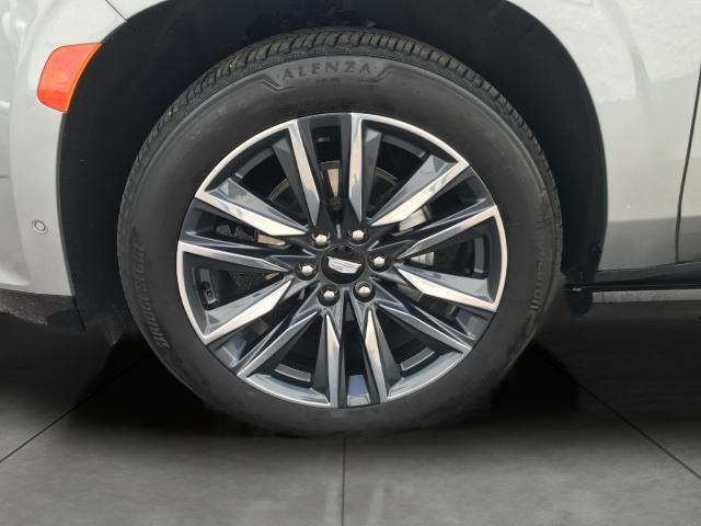 2023 Cadillac Escalade Vehicle Photo in GREEN BAY, WI 54303-3330