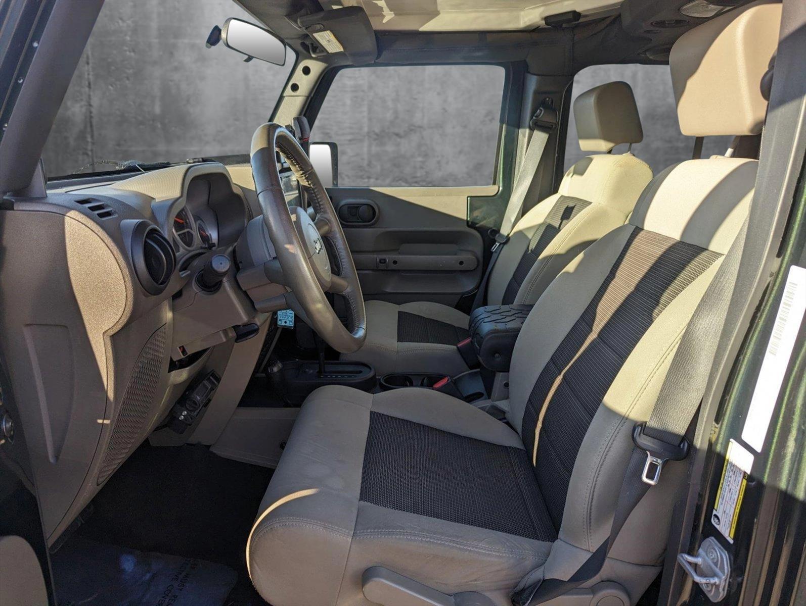 2010 Jeep Wrangler Unlimited Vehicle Photo in Spokane Valley, WA 99212