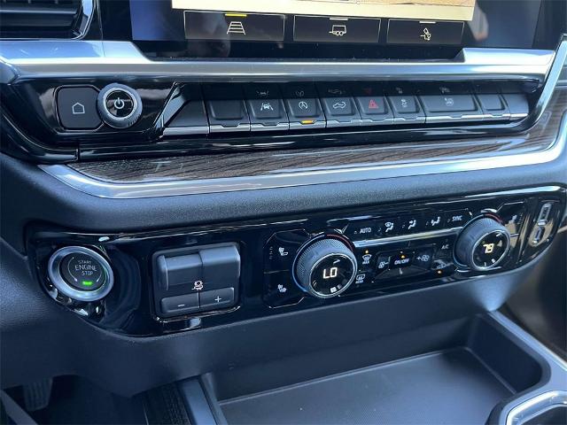 2025 Chevrolet Silverado 1500 Vehicle Photo in ALCOA, TN 37701-3235