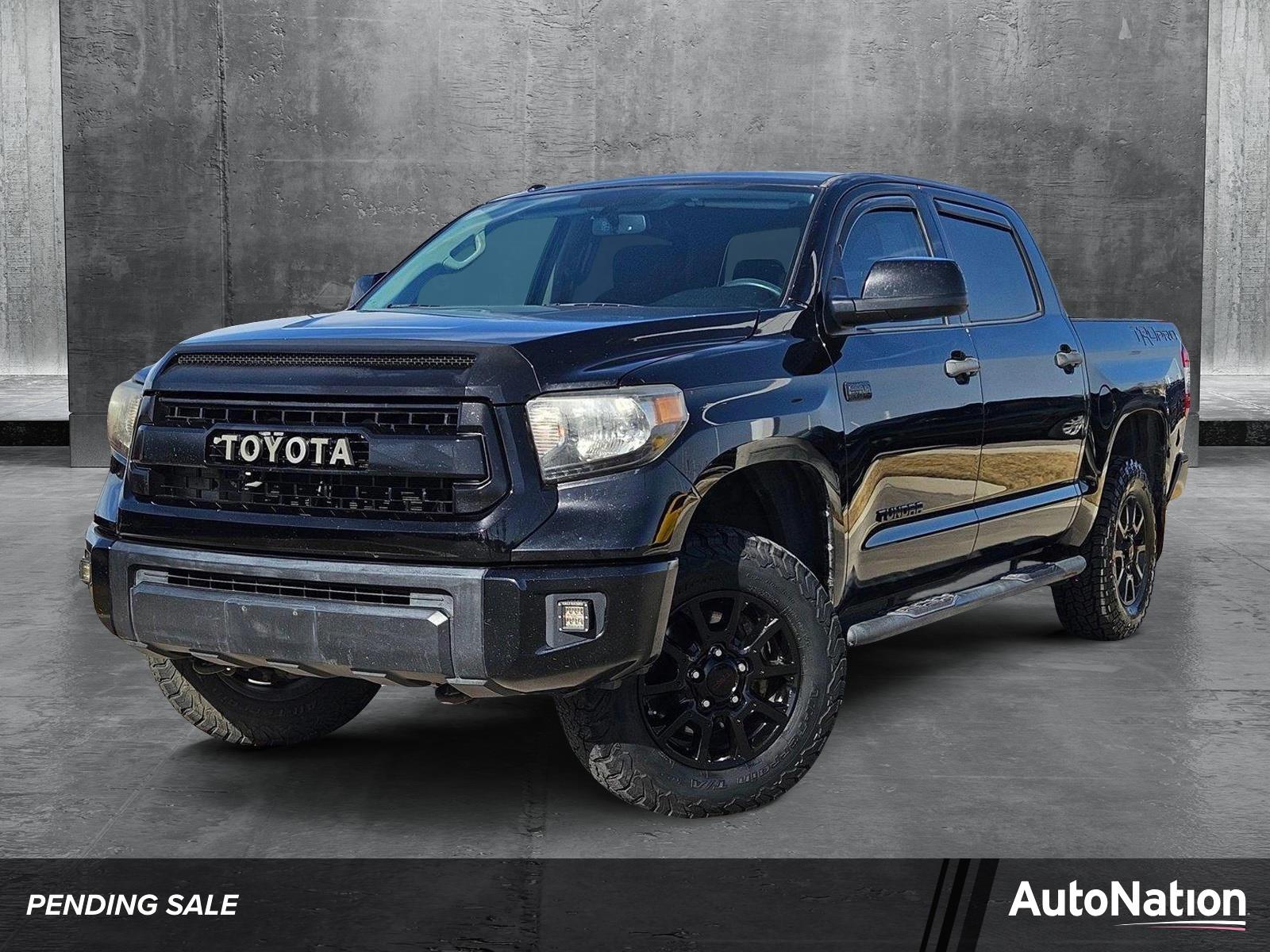 2015 Toyota Tundra 4WD Truck Vehicle Photo in Austin, TX 78728