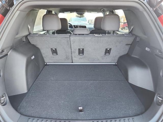 2025 Chevrolet Equinox Vehicle Photo in HAYS, KS 67601-1994