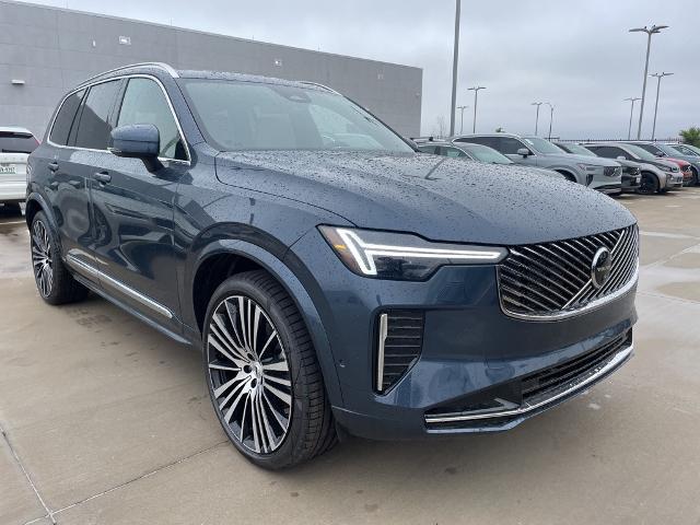 2025 Volvo XC90 Vehicle Photo in Grapevine, TX 76051