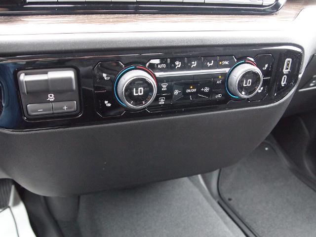 2025 Chevrolet Silverado 2500 HD Vehicle Photo in MADISON, IN 47250-1611
