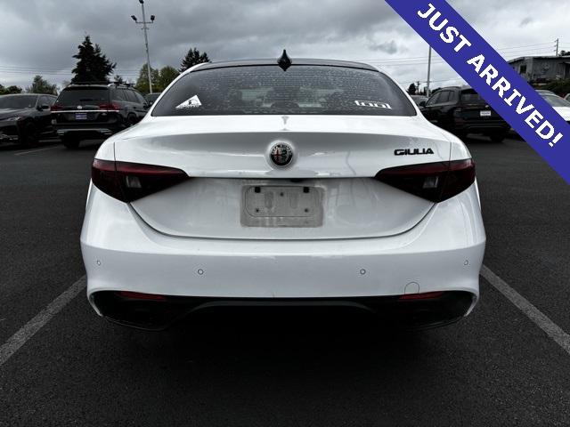 2019 Alfa Romeo Giulia Vehicle Photo in Puyallup, WA 98371