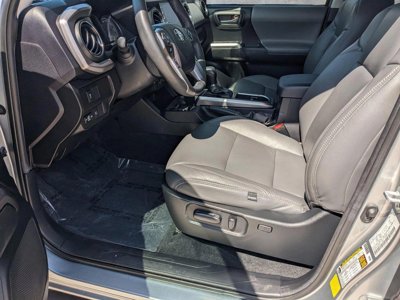 2022 Toyota Tacoma 2WD Vehicle Photo in Davie, FL 33331