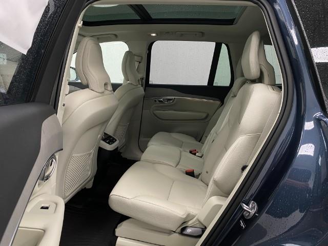2025 Volvo XC90 Vehicle Photo in Appleton, WI 54913