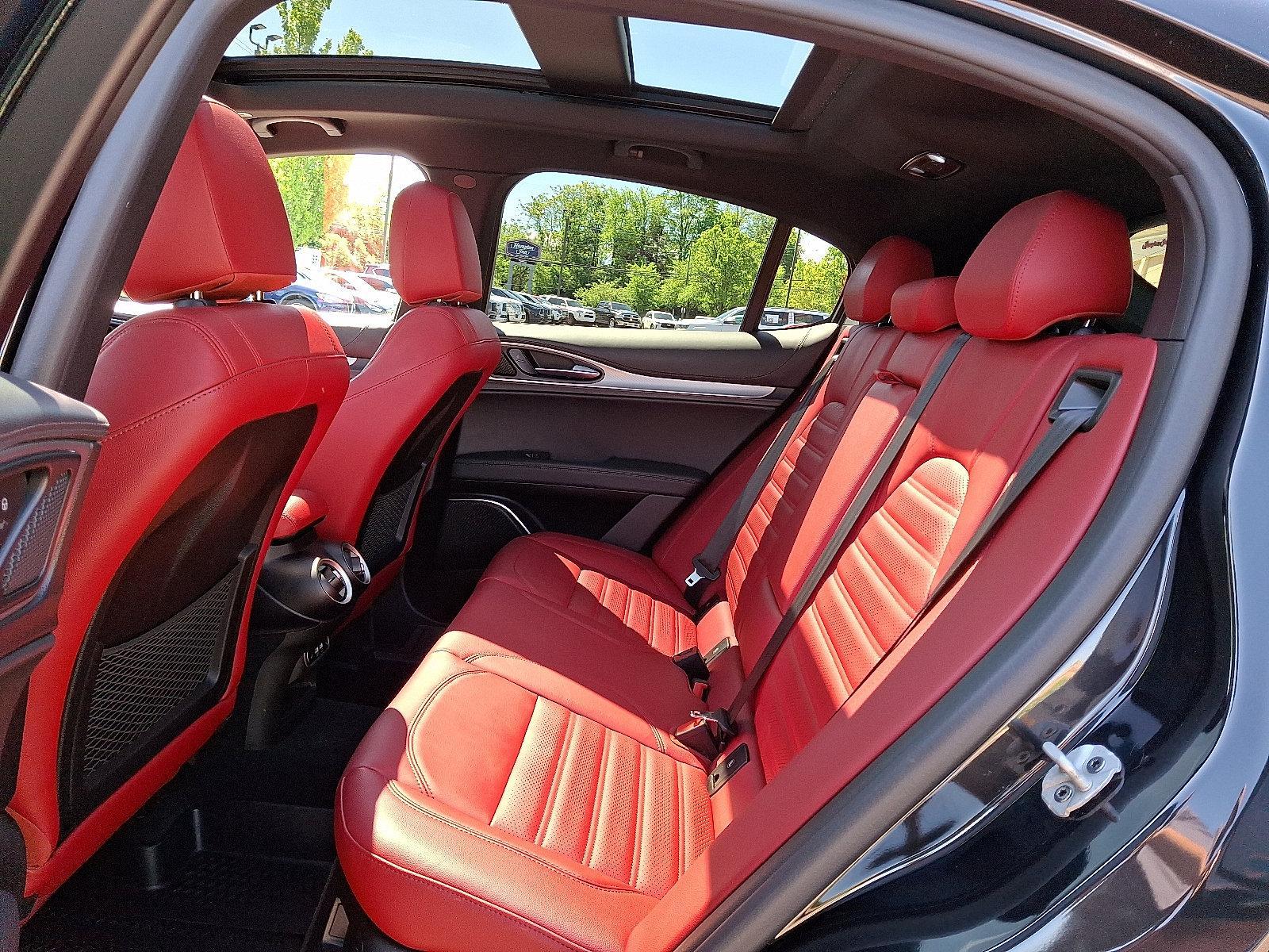 2022 Alfa Romeo Stelvio Vehicle Photo in Willow Grove, PA 19090