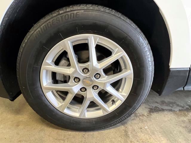 2022 Chevrolet Equinox Vehicle Photo in Roslyn, NY 11576