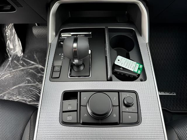 2025 Mazda CX-90 PHEV Vehicle Photo in Green Bay, WI 54304