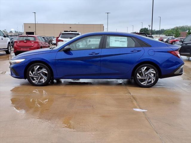 2025 Hyundai ELANTRA Vehicle Photo in Peoria, IL 61615