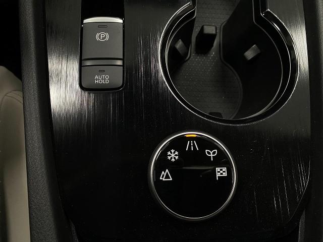 2025 Nissan Rogue Vehicle Photo in Appleton, WI 54913