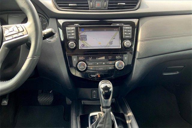 2017 Nissan Rogue Vehicle Photo in TOPEKA, KS 66609-0000