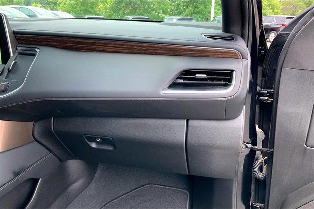 2024 Chevrolet Suburban Vehicle Photo in KANSAS CITY, MO 64114-4502
