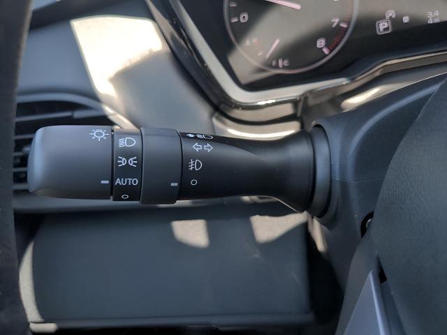 2025 Subaru Outback Vehicle Photo in Green Bay, WI 54304