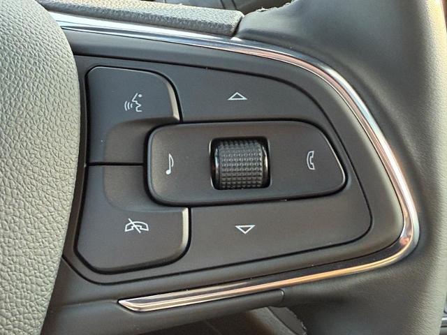 2025 Buick Envista Vehicle Photo in COLUMBIA, MO 65203-3903