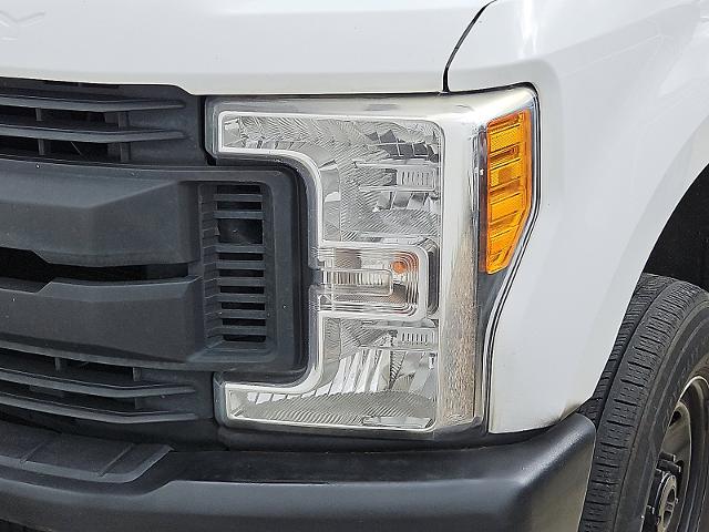 2017 Ford Super Duty F-250 SRW Vehicle Photo in TREVOSE, PA 19053-4984