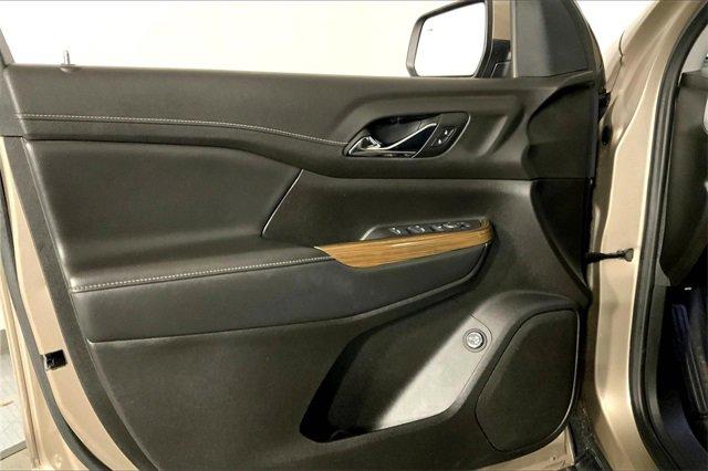 2023 GMC Acadia Vehicle Photo in KANSAS CITY, MO 64114-4545