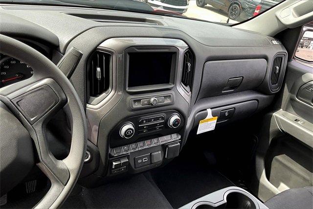 2025 Chevrolet Silverado 1500 Vehicle Photo in KANSAS CITY, MO 64114-4502
