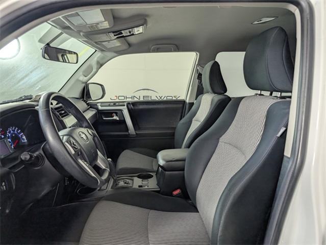 2016 Toyota 4Runner Vehicle Photo in ENGLEWOOD, CO 80113-6708