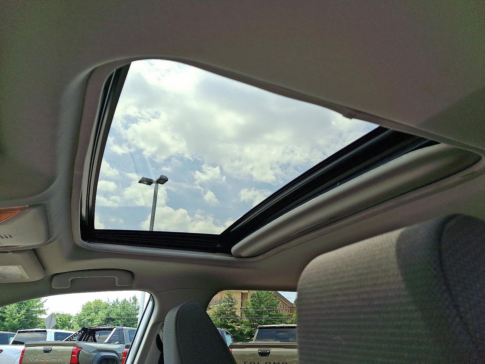 2019 Toyota RAV4 Vehicle Photo in Trevose, PA 19053