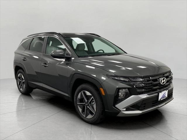 2025 Hyundai TUCSON Hybrid Vehicle Photo in Neenah, WI 54956