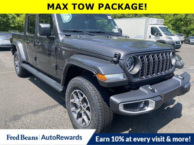 2025 Jeep Gladiator Vehicle Photo in Doylsetown, PA 18901