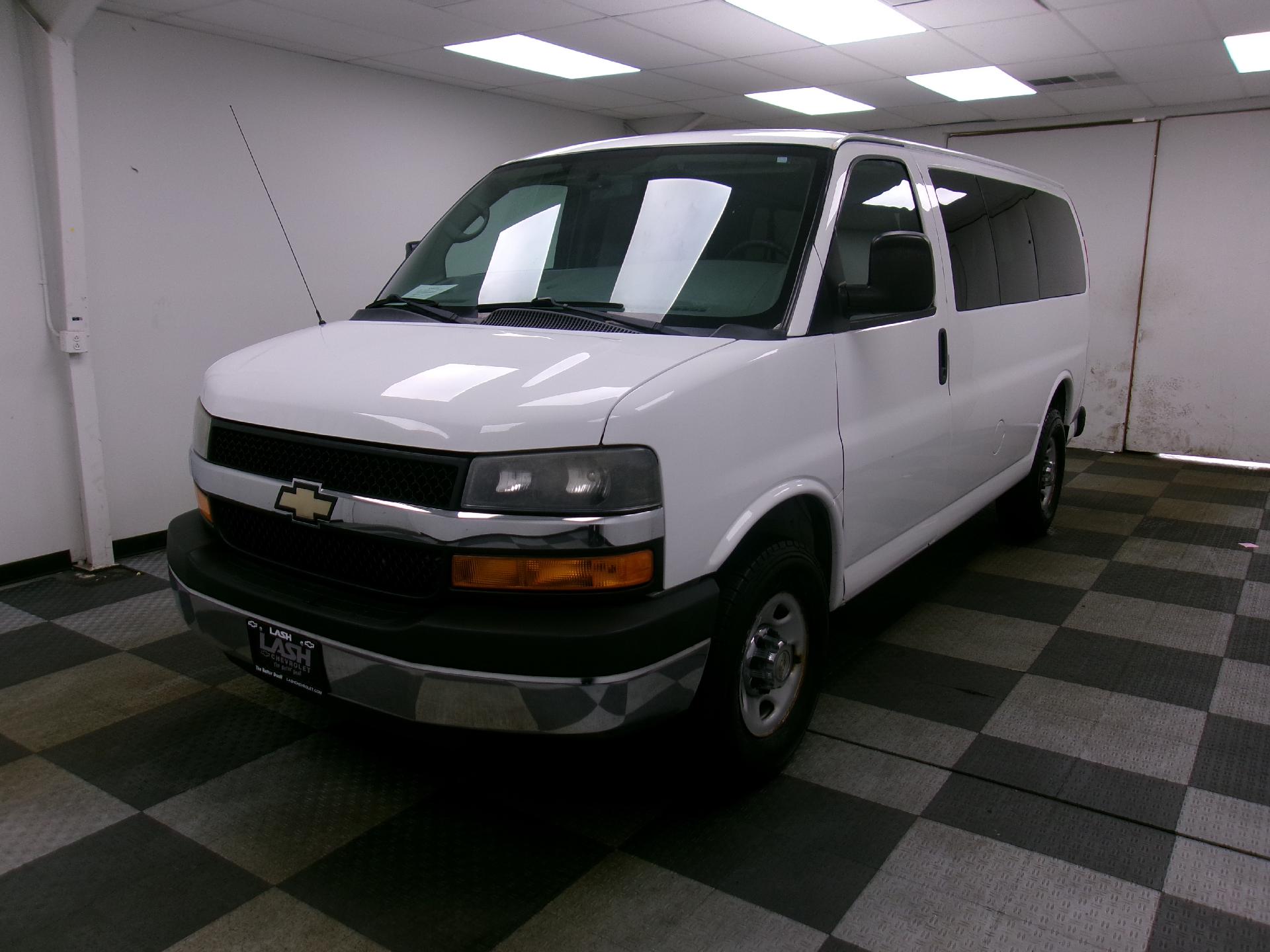 Summit White 2013 Chevrolet Express 3500 1LT RWD Van Rear-Wheel Drive Automatic
