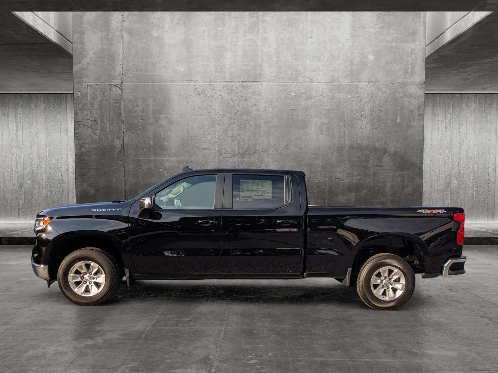 2024 Chevrolet Silverado 1500 Vehicle Photo in TIMONIUM, MD 21093-2300