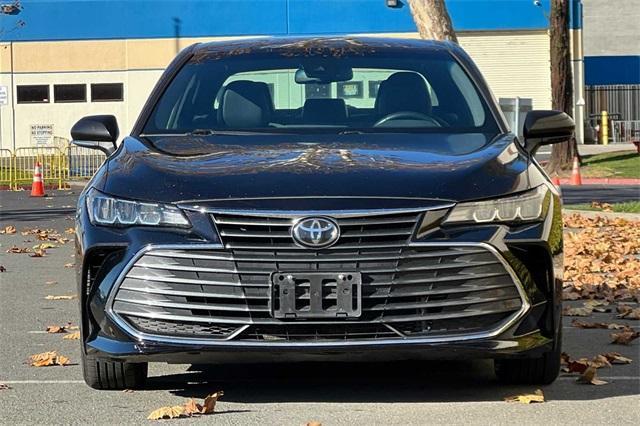 2022 Toyota Avalon XLE photo 9