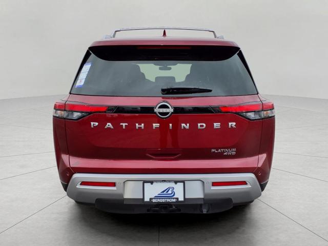 2025 Nissan Pathfinder Vehicle Photo in Oshkosh, WI 54904