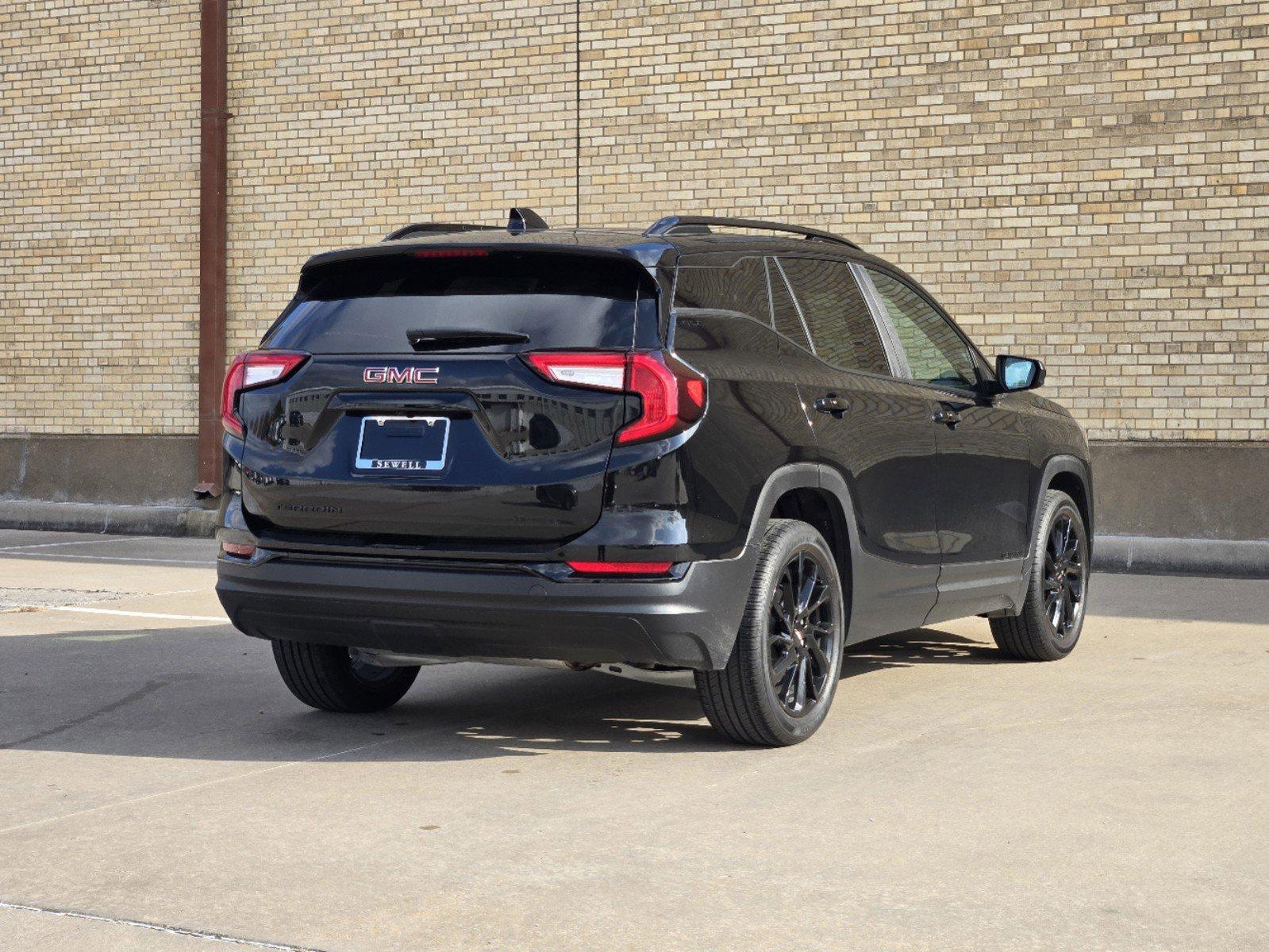 2024 GMC Terrain Vehicle Photo in DALLAS, TX 75209-3016