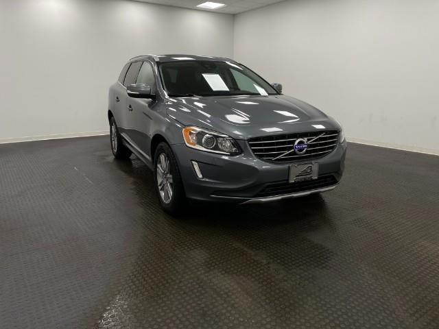 2017 Volvo XC60 Vehicle Photo in Appleton, WI 54913