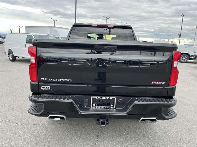 2022 Chevrolet Silverado 1500 Vehicle Photo in ALCOA, TN 37701-3235