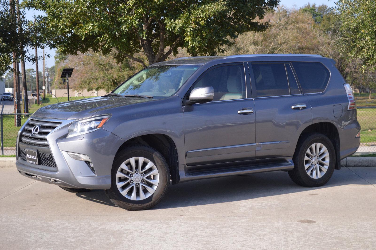 2015 Lexus GX 460 Vehicle Photo in Houston, TX 77090