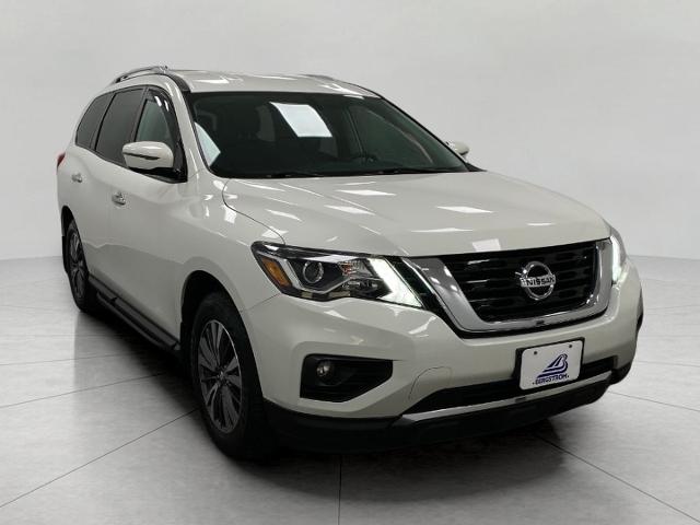 2017 Nissan Pathfinder Vehicle Photo in Appleton, WI 54913