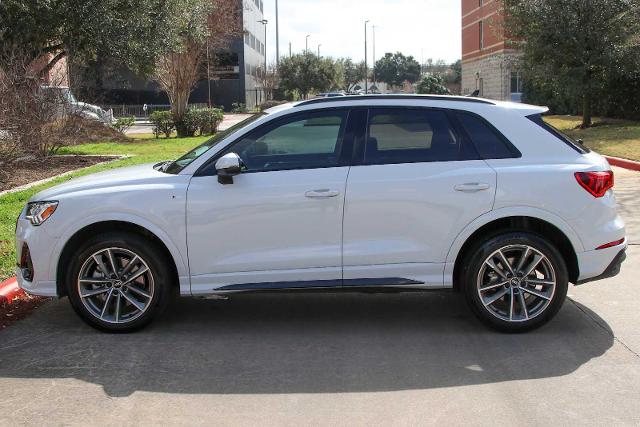 2024 Audi Q3 Vehicle Photo in SUGAR LAND, TX 77478