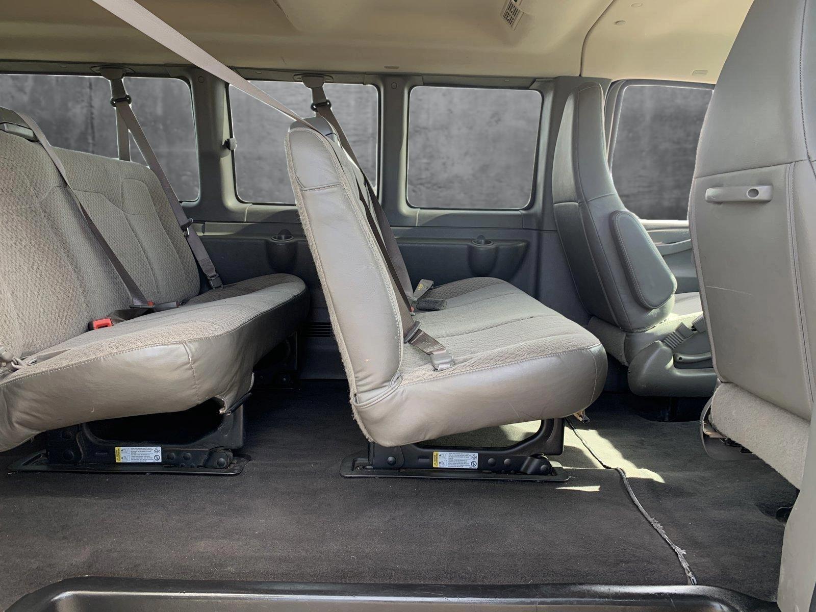 2020 Chevrolet Express Passenger Vehicle Photo in MESA, AZ 85206-4395