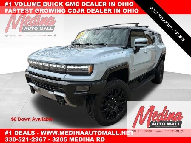 2025 GMC HUMMER EV SUV Vehicle Photo in MEDINA, OH 44256-9631