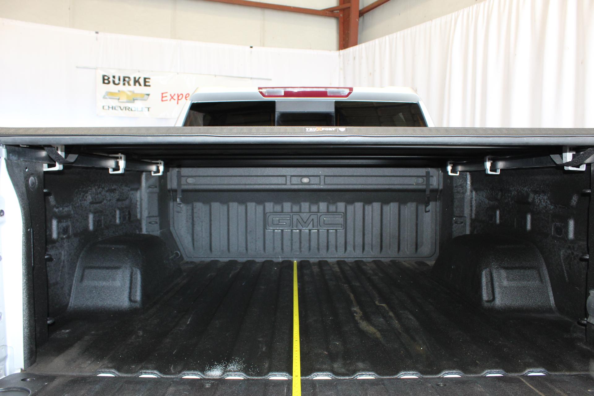 2021 GMC Sierra 1500 Vehicle Photo in NORTHAMPTON, MA 01060-1120