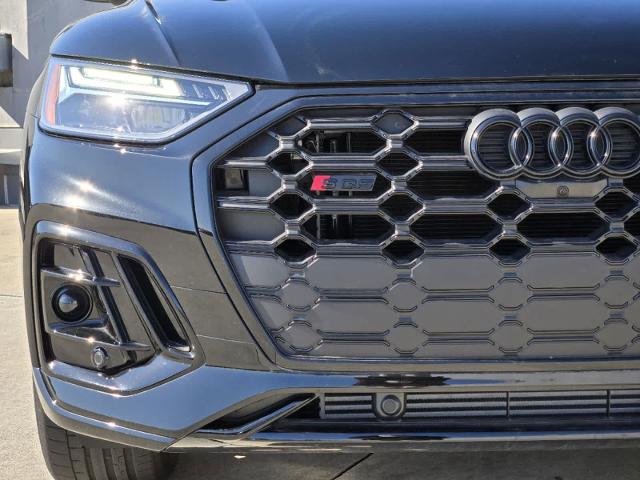 2025 Audi SQ5 Vehicle Photo in SUGAR LAND, TX 77478