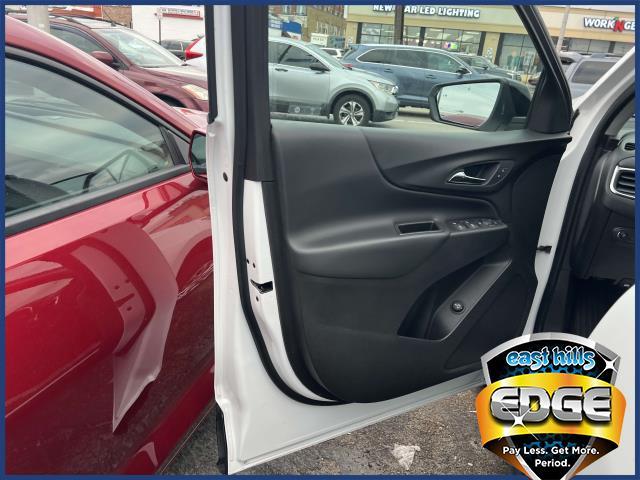 2021 Chevrolet Equinox Vehicle Photo in Roslyn, NY 11576