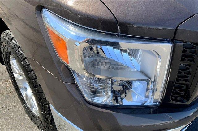 2019 Nissan Titan Vehicle Photo in TOPEKA, KS 66609-0000