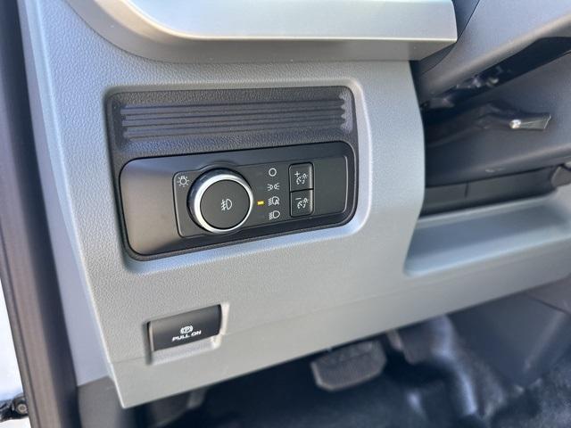2025 Ford Super Duty F-450 DRW Vehicle Photo in Webster, MA 01570-1415