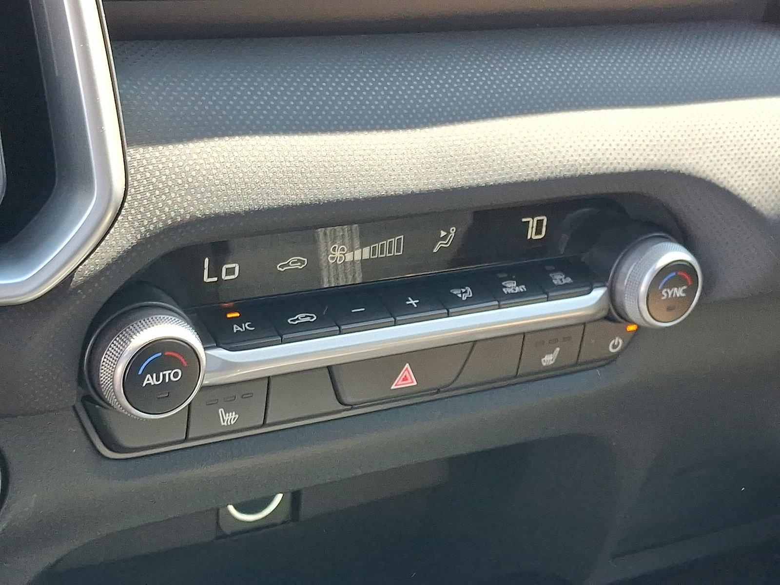 2025 Mazda CX-50 Hybrid Vehicle Photo in Trevose, PA 19053