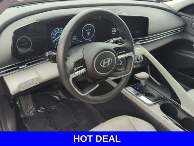 2023 Hyundai ELANTRA Vehicle Photo in Merrillville, IN 46410